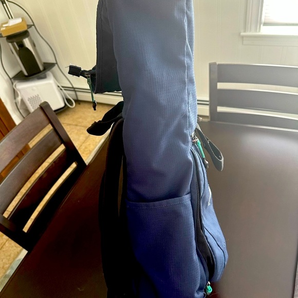 Large Nike TPC Boston Backpack with computer storage. - Picture 4 of 8